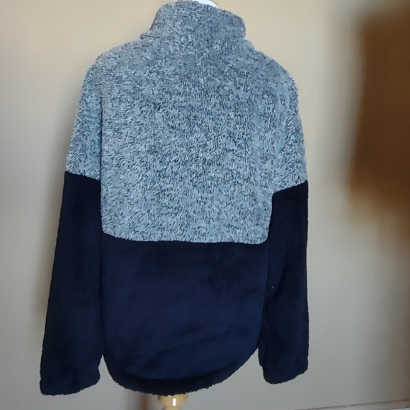 Blue Cozy Sweatshirt - Picture 3 of 12